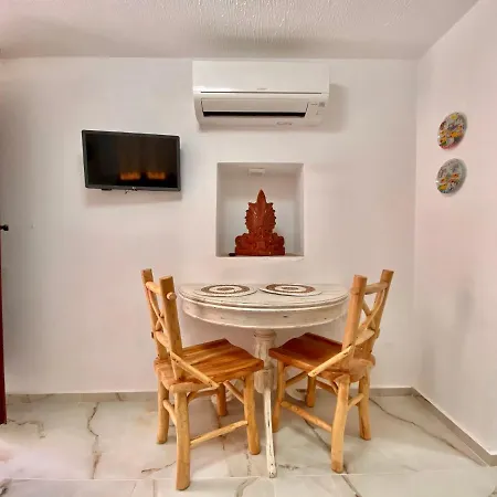 Lion House Ii Апартаменты Ioulis