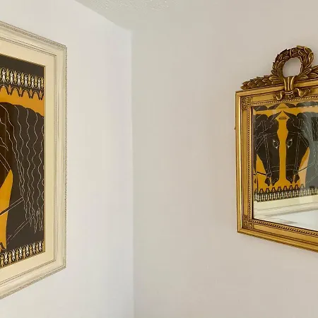 Lion House Ii *