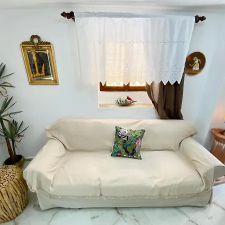 Lion House Ii Ioulis