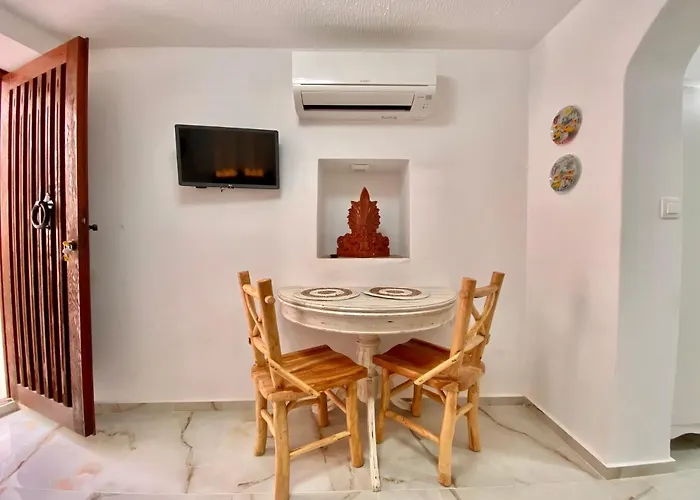 Lion House Ii Apartamento Ioulis