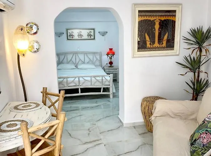 Lion House Ii * Ioulis