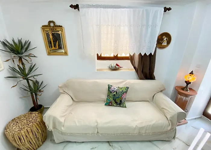 Lion House Ii Ioulis