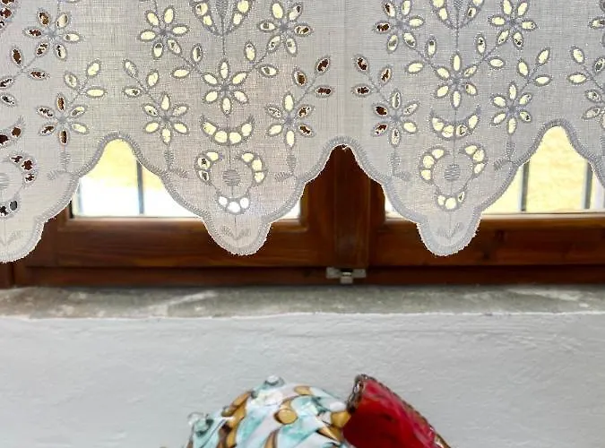 Lion House Ii * Ioulis